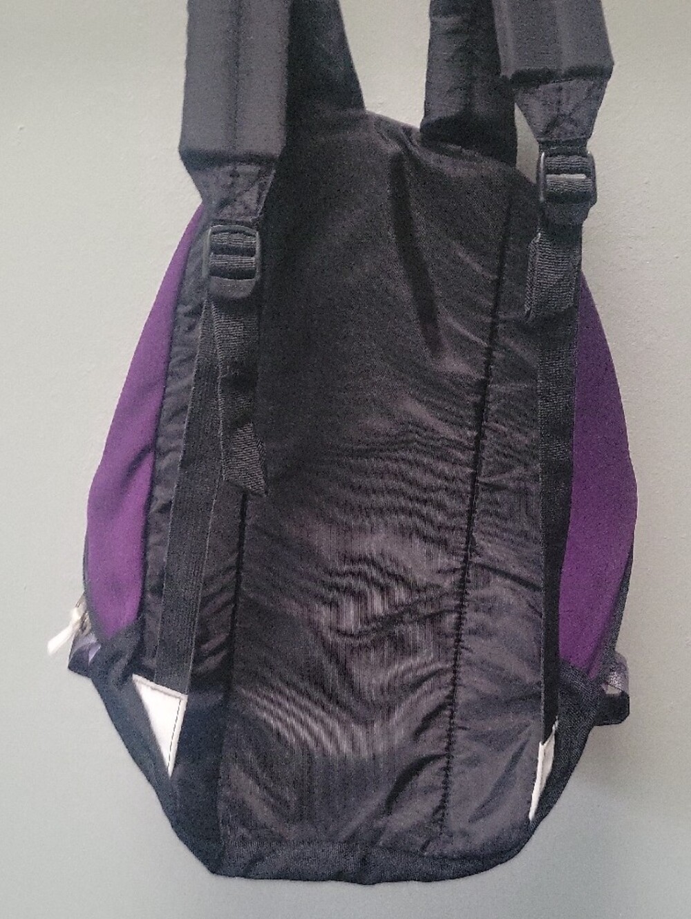 Jansport Two-Tone Purple Backpack with Light Lavender Panels - Picture 5 of 6